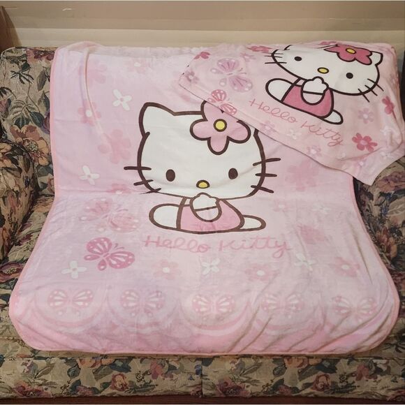 New Hello Kitty Fleece Blanket With Matching Pillowcase - Picture 1 of 4